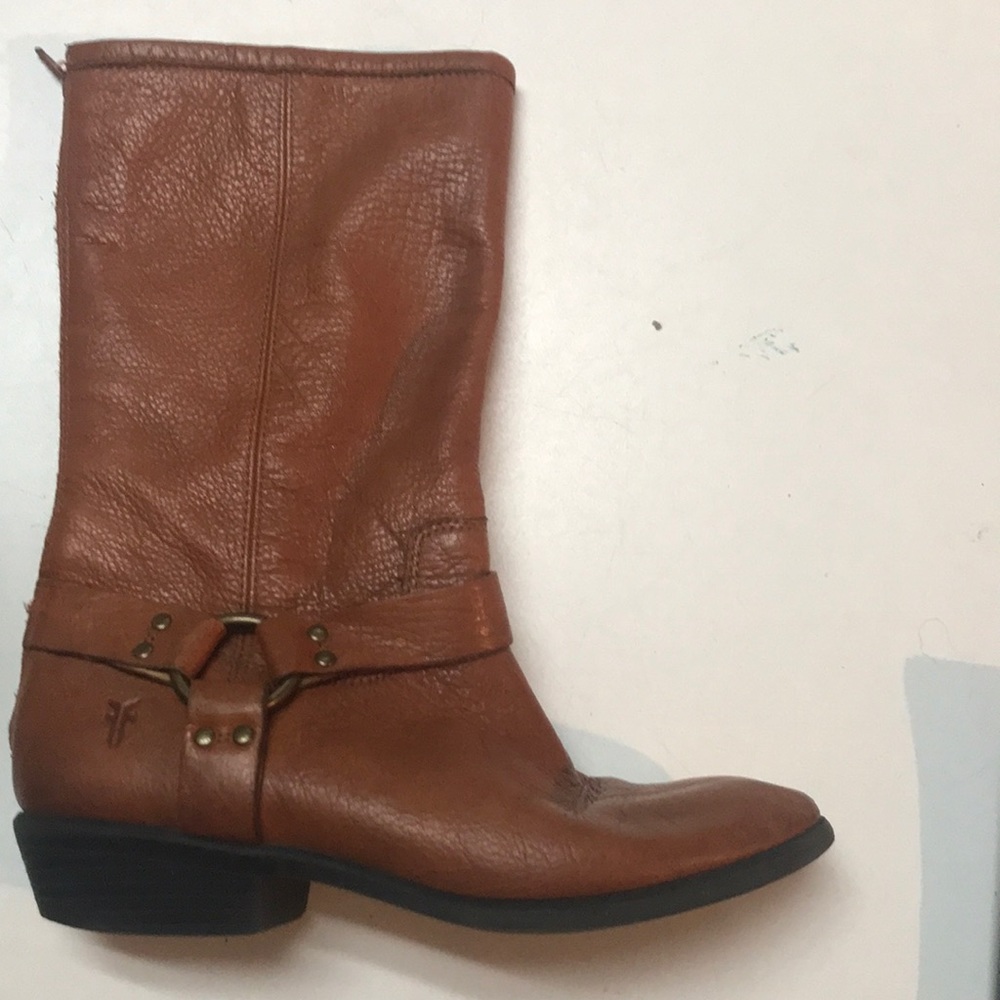 Frye leather brown boot zipper up the back
